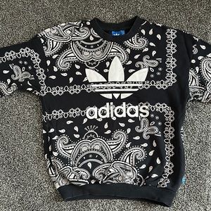ADIDAS sweatshirt